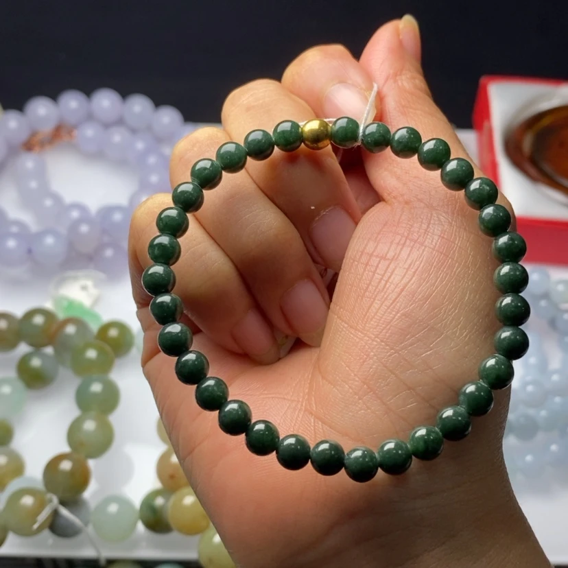 【闪购商品】翡翠颈饰未镶嵌