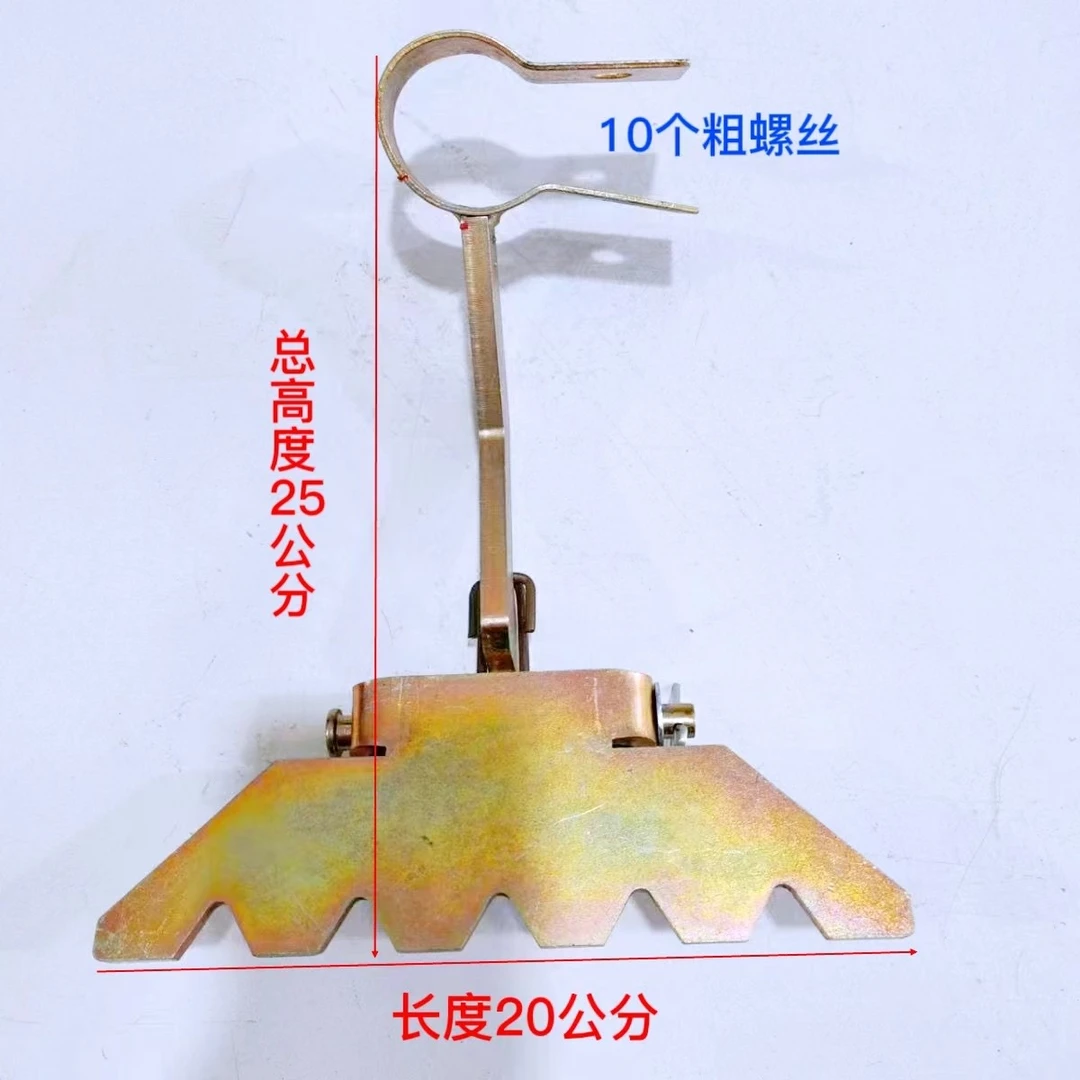 四轮车拖拉机用的回土板，质量好耐用，拖拉机回土板方便犁地使用