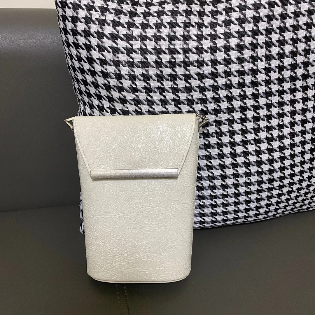 【238】设计师款手机包