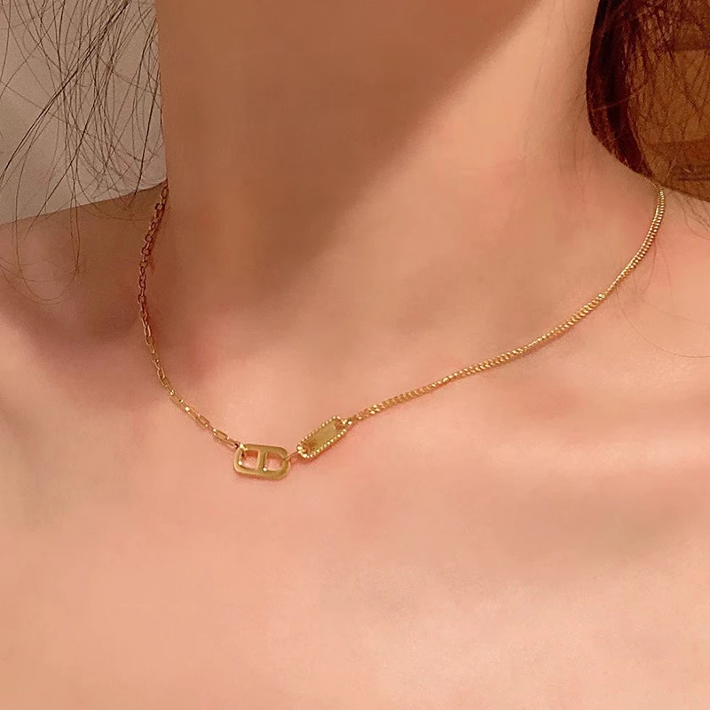 钛钢项链 新款AB猪鼻子项链女环环相扣小众ins风锁骨链网红毛衣链