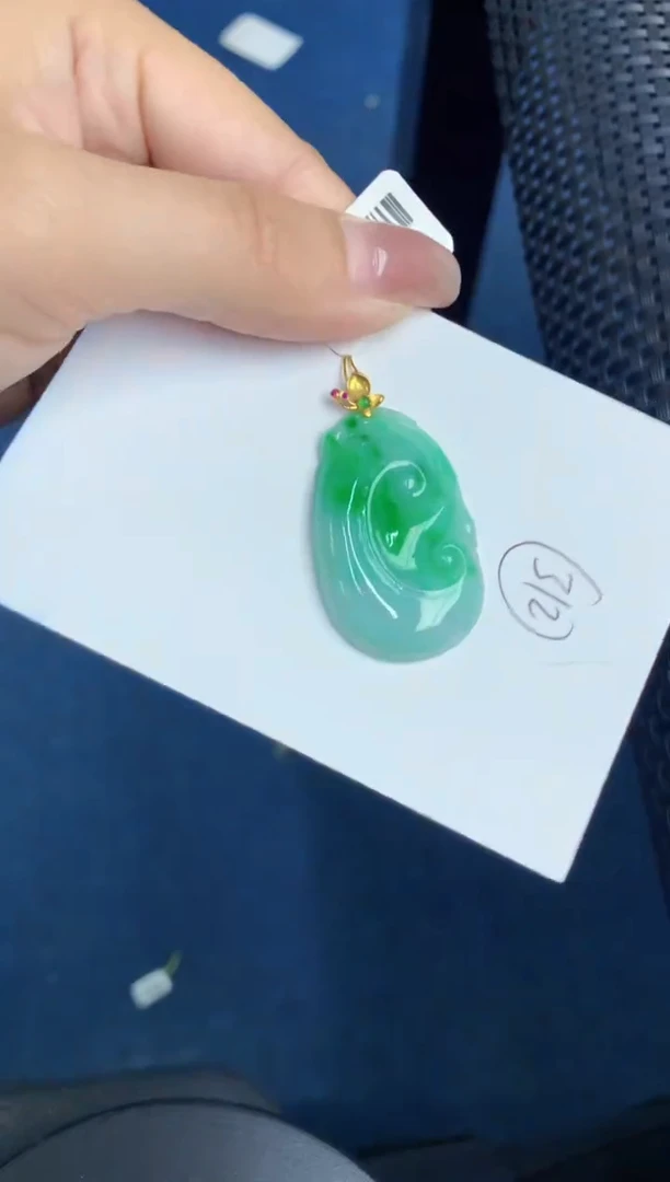 【闪购商品】翡翠颈饰18K金镶嵌000000000