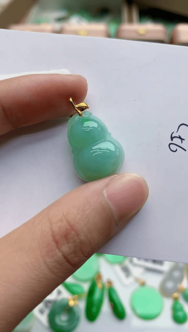 【闪购商品】翡翠颈饰18K金镶嵌000000000