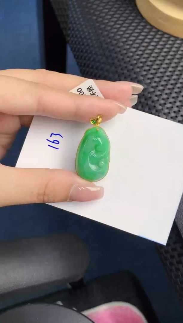 【闪购商品】翡翠颈饰18K金镶嵌0000000000