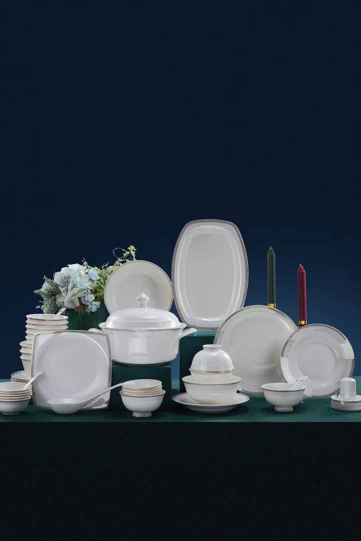 轻奢碗盘家用骨瓷餐具套装骨瓷碗