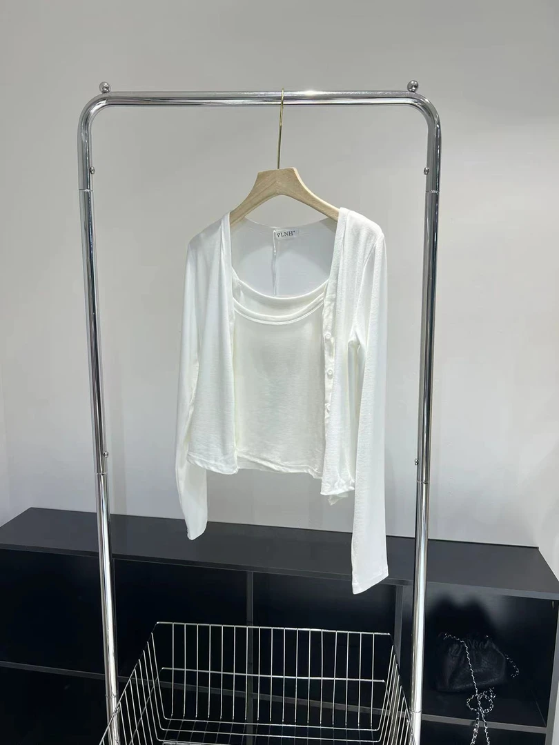 701-800编码的《直播间专用链接》衣服