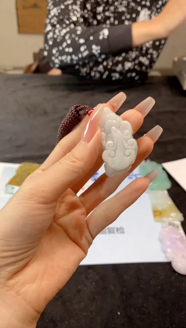 【闪购商品】翡翠吊坠(赠链)未镶嵌0294200033貔貅
