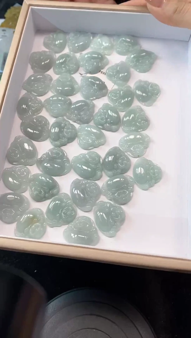 【闪购商品】翡翠吊坠(不含链)未镶嵌0730440417多样性发其一