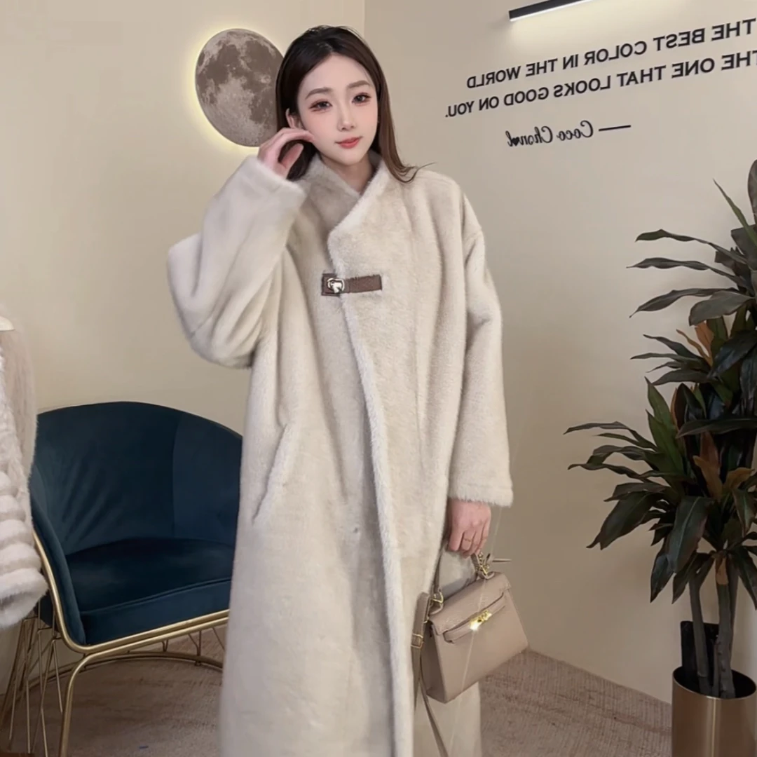 -富家千金-  2024冬季气质慵懒风秋冬设计师网红轻奢百搭毛毛外套