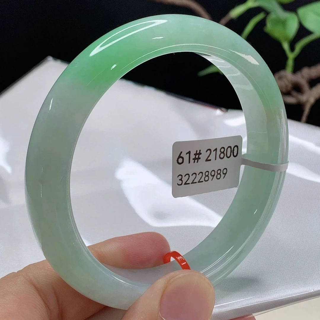 天然缅甸翡翠手镯A货 61正圈 32228989