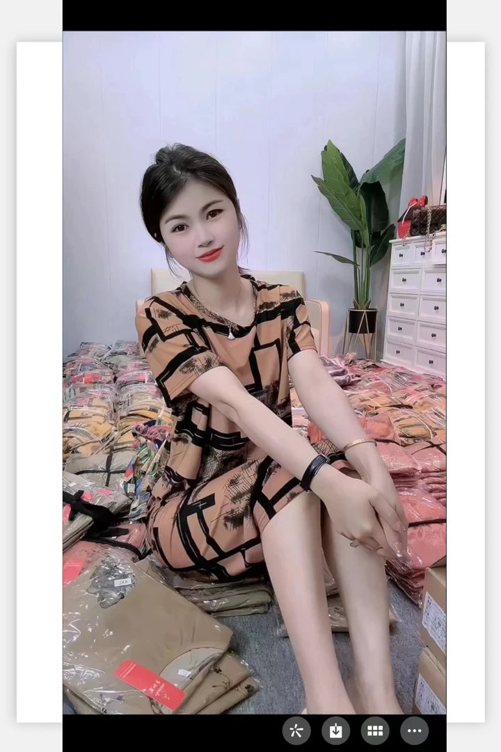 057李小姐家妈妈冰丝套装