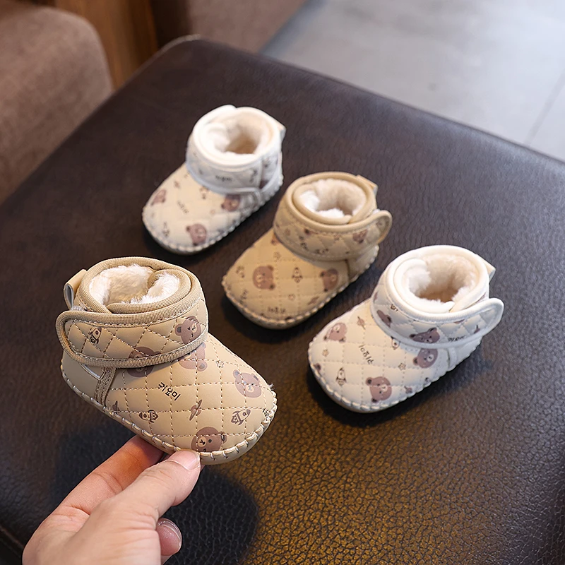 宝宝雪地靴加厚加绒男女小童加绒棉鞋保暖软底0-1岁婴儿学步鞋子9