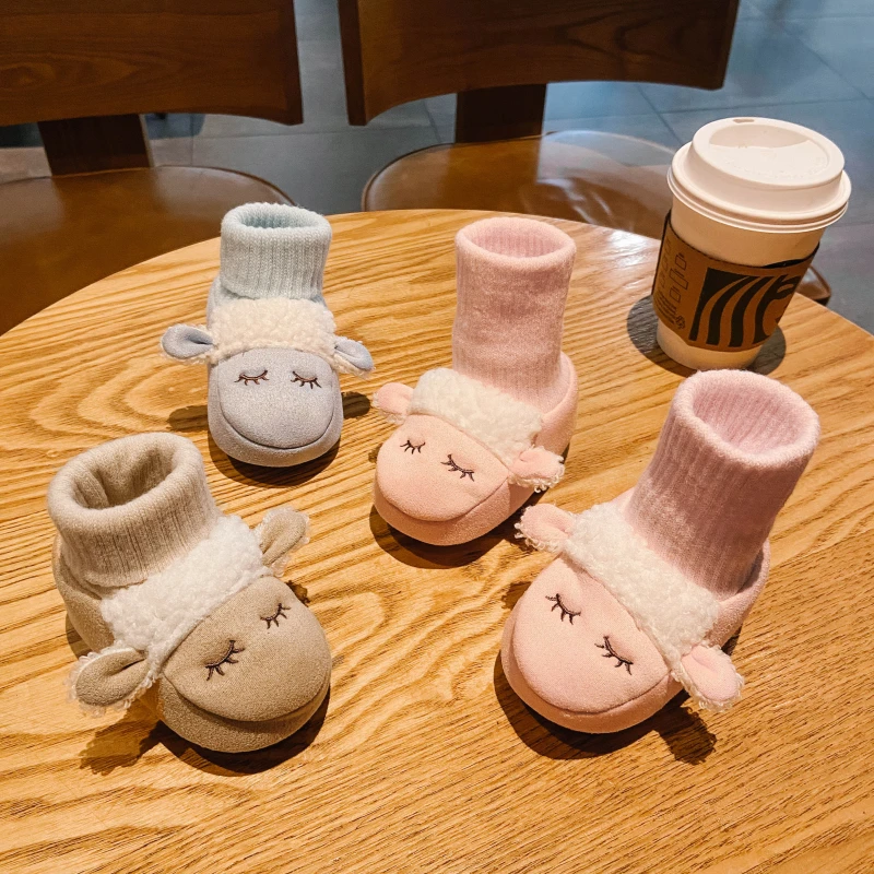 宝宝棉鞋婴儿鞋袜6一12个月0到1岁加绒保暖不掉学步鞋秋冬季软底8