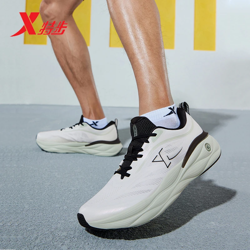 云翼2.0丨特步秋季新款潮流男女鞋休闲舒适缓震软弹运动跑鞋10009