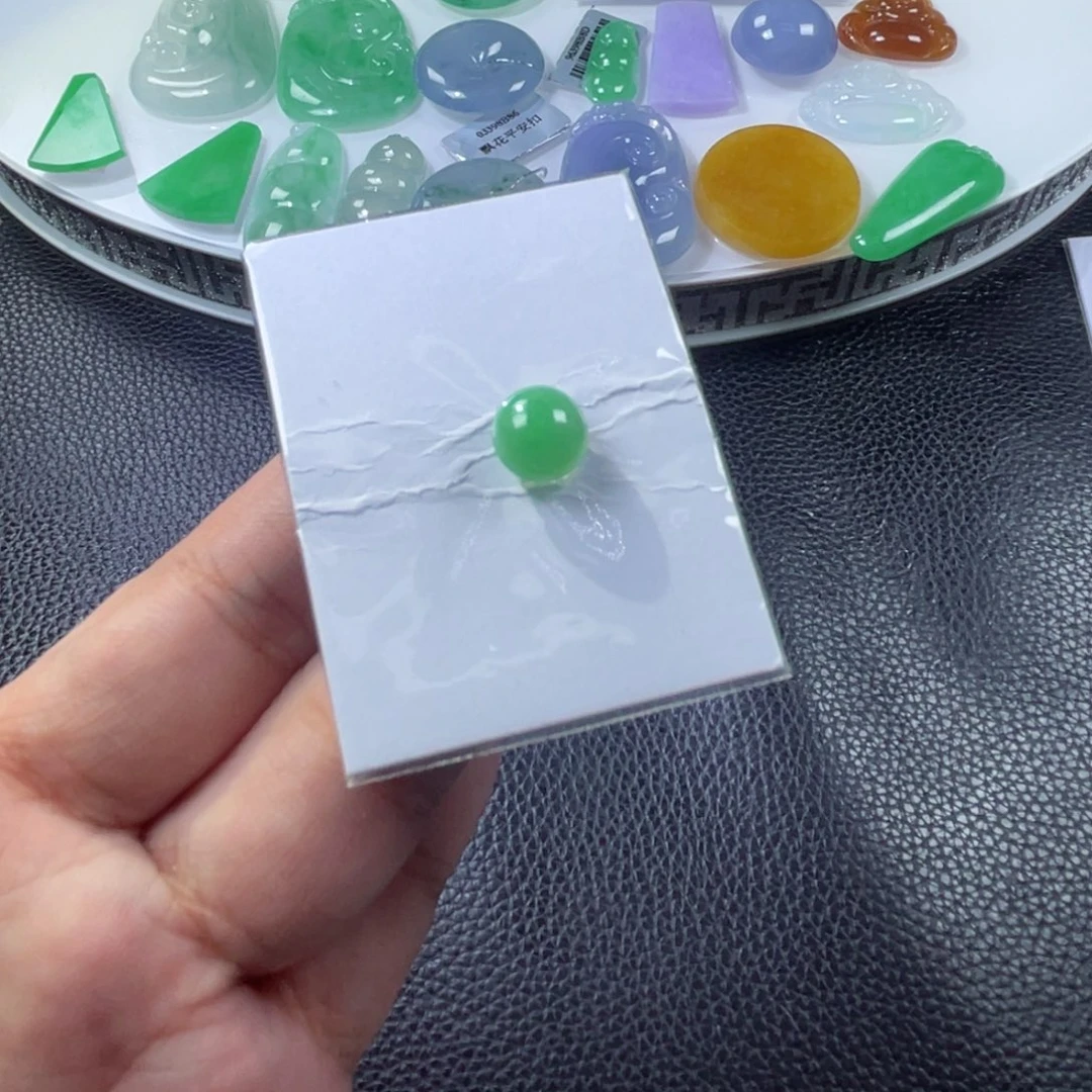 定制翡翠未镶嵌翡翠