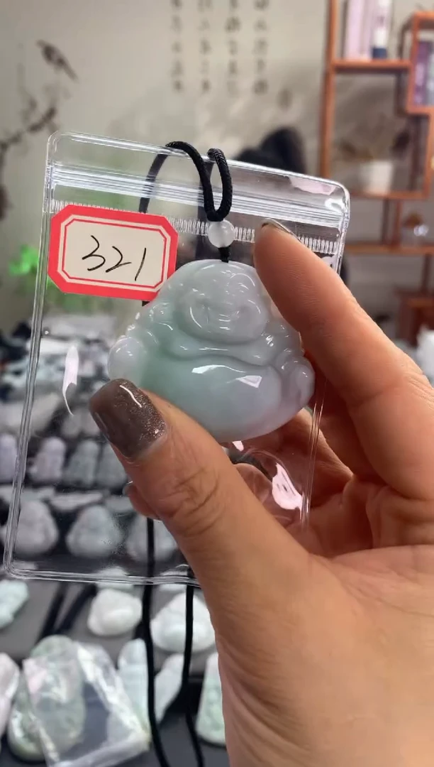 【闪购商品】翡翠吊坠(赠链)未镶嵌佛公 321