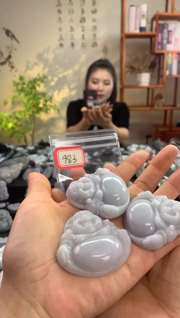 【闪购商品】翡翠吊坠(赠链)未镶嵌佛公 983多样性发一件