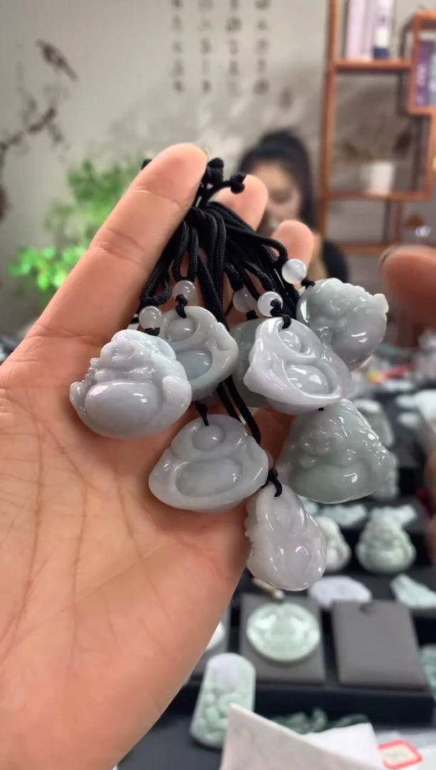 【闪购商品】翡翠吊坠(赠链)未镶嵌59.9佛公多样性发一件