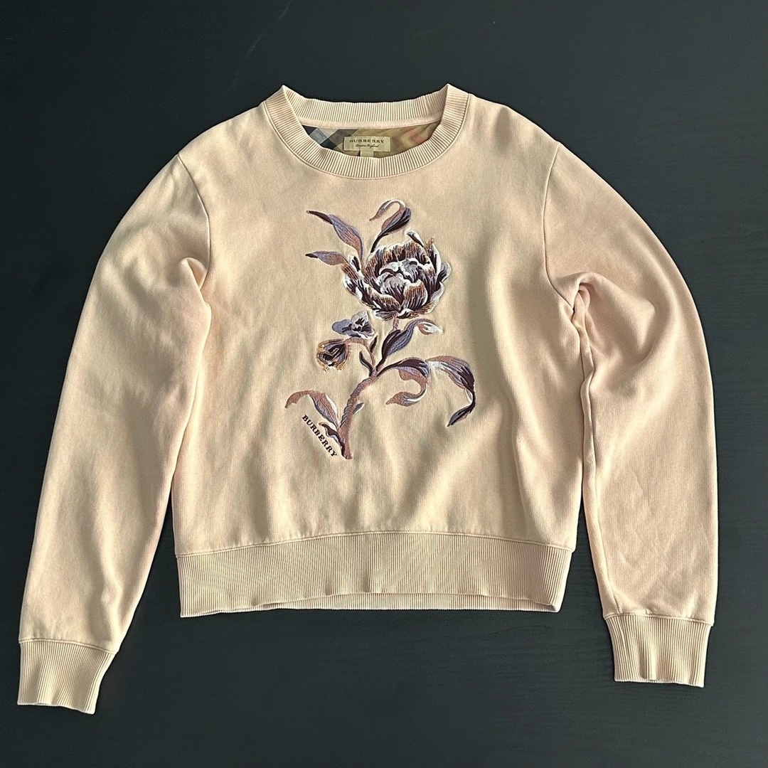 名称：BURBERRY卫衣 尺码：XS 肩宽：40 胸围：94 衣长：56