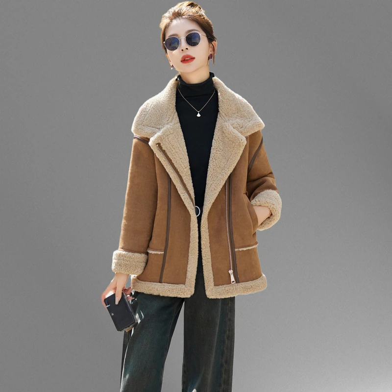 皮毛一体羊羔绒棉服女中长款2025冬季新美拉德咖色机车服棉衣外套