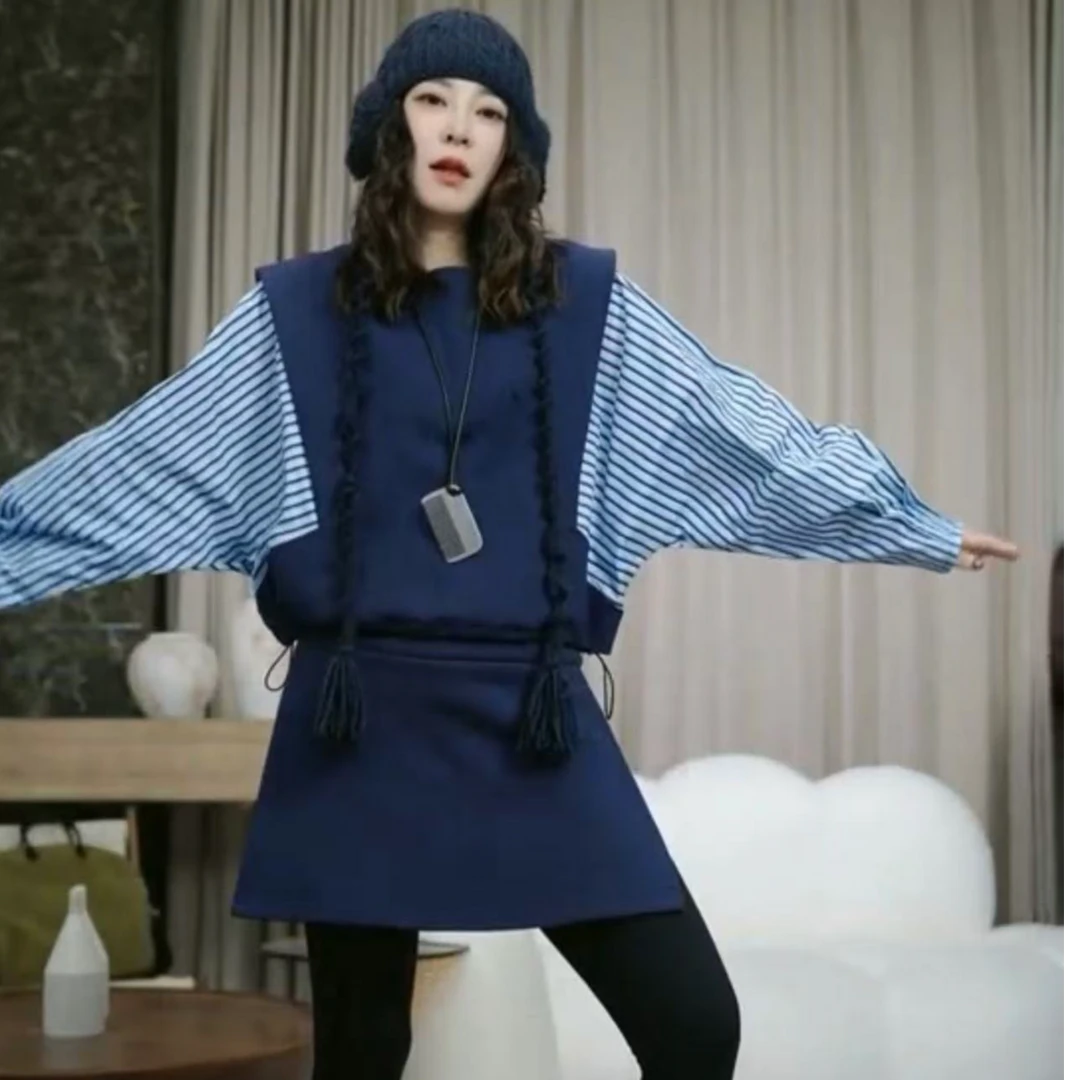 infobyfive2024秋冬新款拼接条纹长袖假两件显瘦气质卫衣2DJ1702