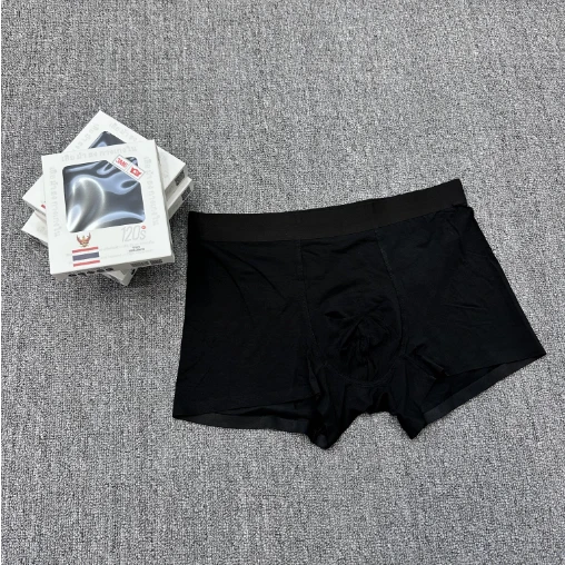 价值￥158--虎马旗内裤一件