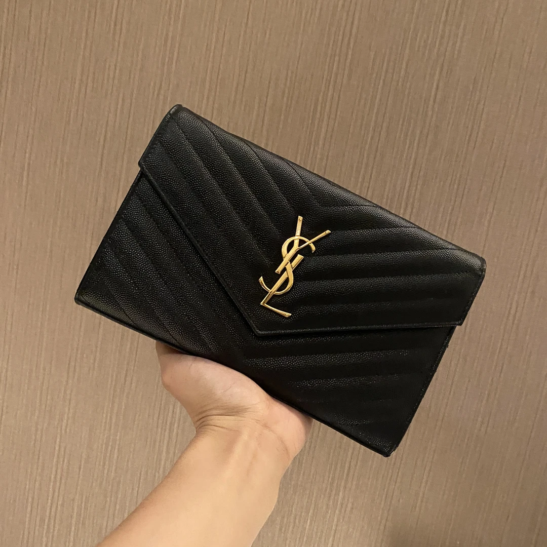 YSL/圣罗兰 单肩包 包展 黑金信封包 vv6270/2410