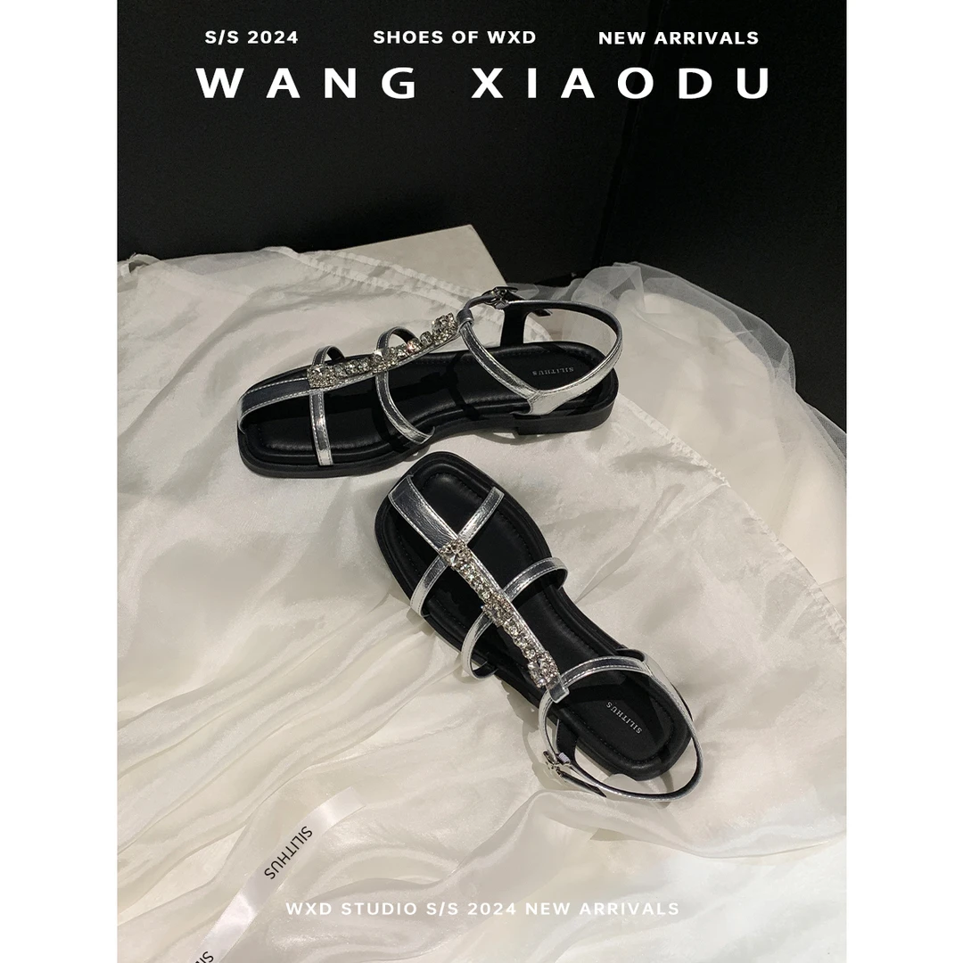 【王小毒】公主日记●平底罗马凉鞋女后空亮钻一字扣气质露趾凉鞋