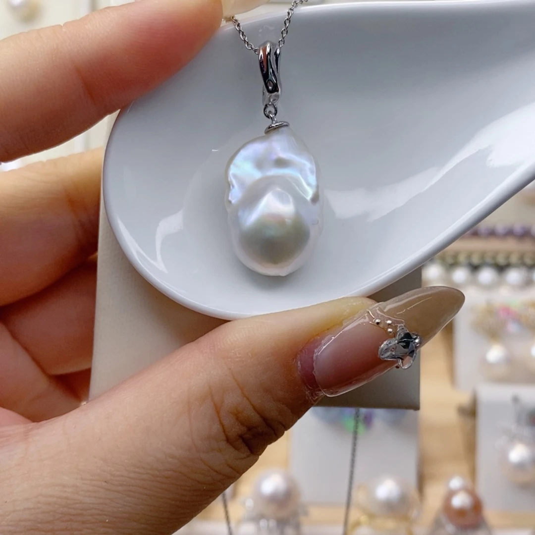 淡水珍珠吊坠(赠链)银S925镶嵌