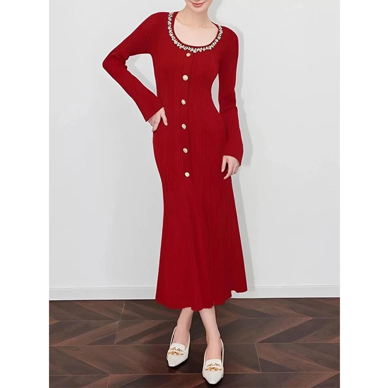 法国茵芝本INZB秋冬新款坑条收腰订钻圆领长袖针织裙连衣裙长裙女