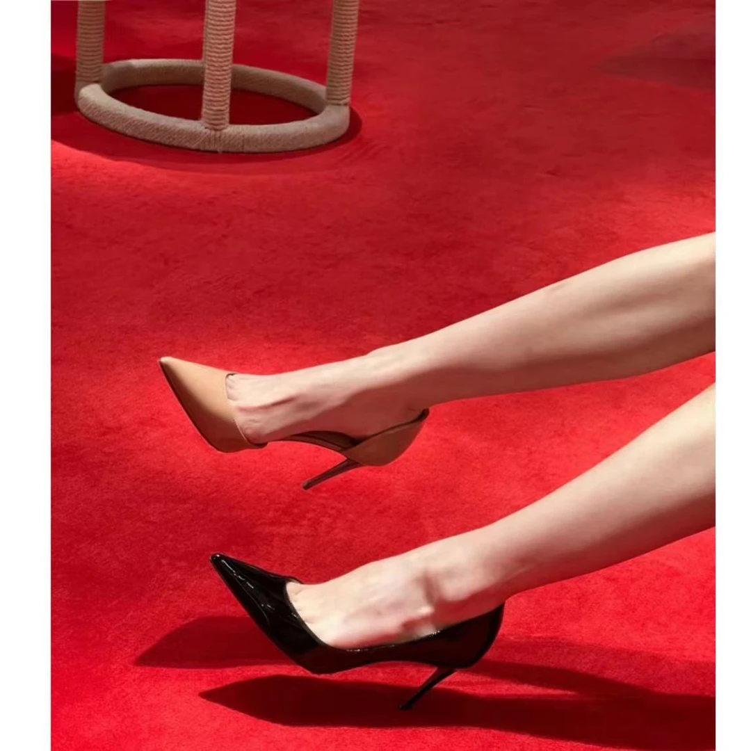 高跟鞋女细跟2025年新款红底鞋尖头浅口气质漆皮职业侧空单鞋性感