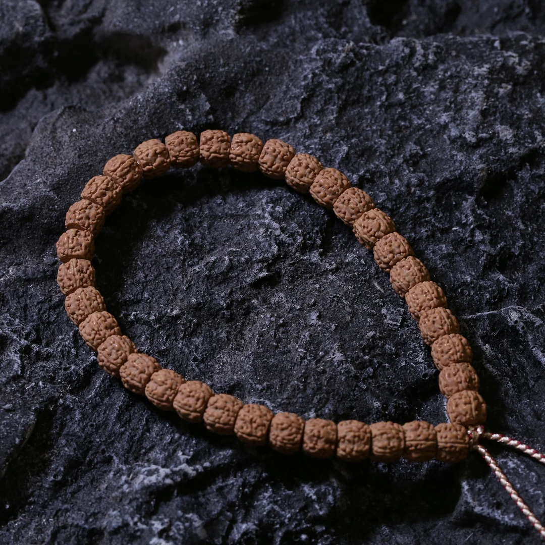 【薈供】金刚菩提 2024年盘龙 臻选藏切盘龙手串 03