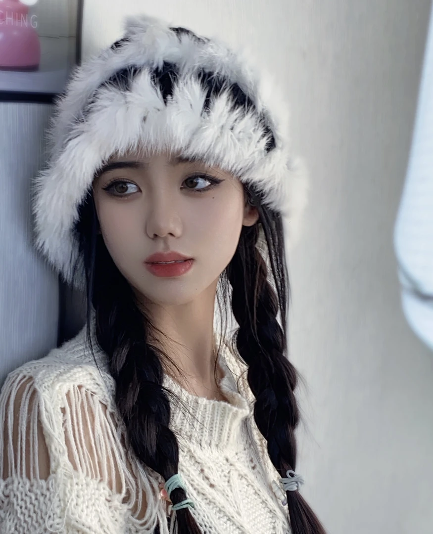靓女必备兔毛毛绒帽子女秋冬季虎头醒狮帽手工针织毛茸茸渔夫学生