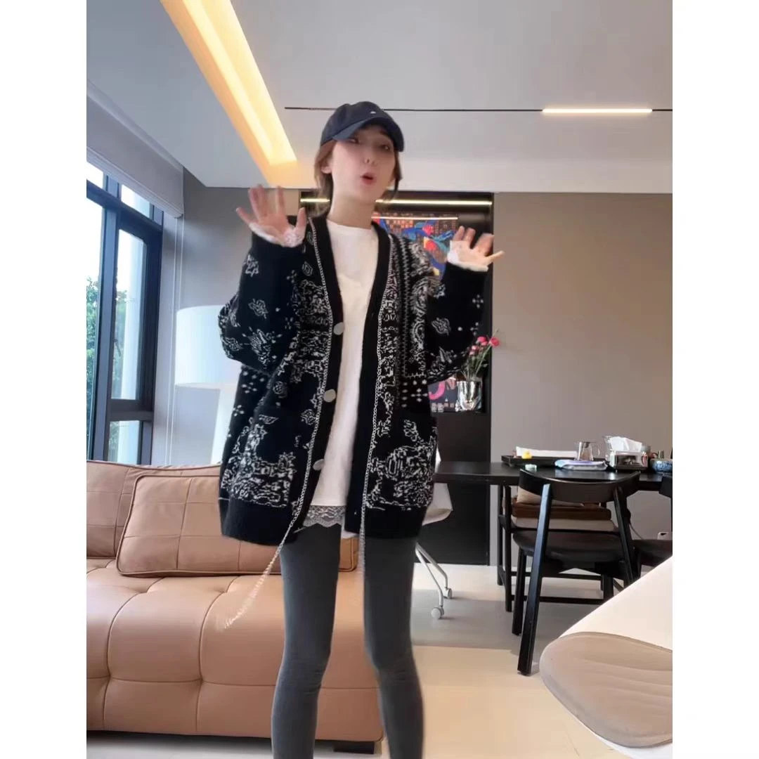 欧货重磅大码女装2024年秋季新款黑色针织开衫外套高级感减龄上衣