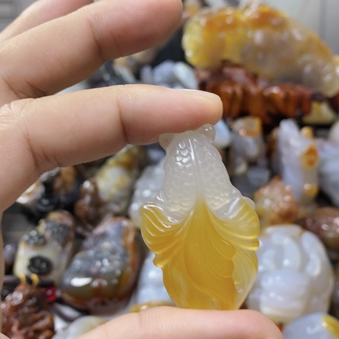 玛瑙/玉髓颈饰未镶嵌