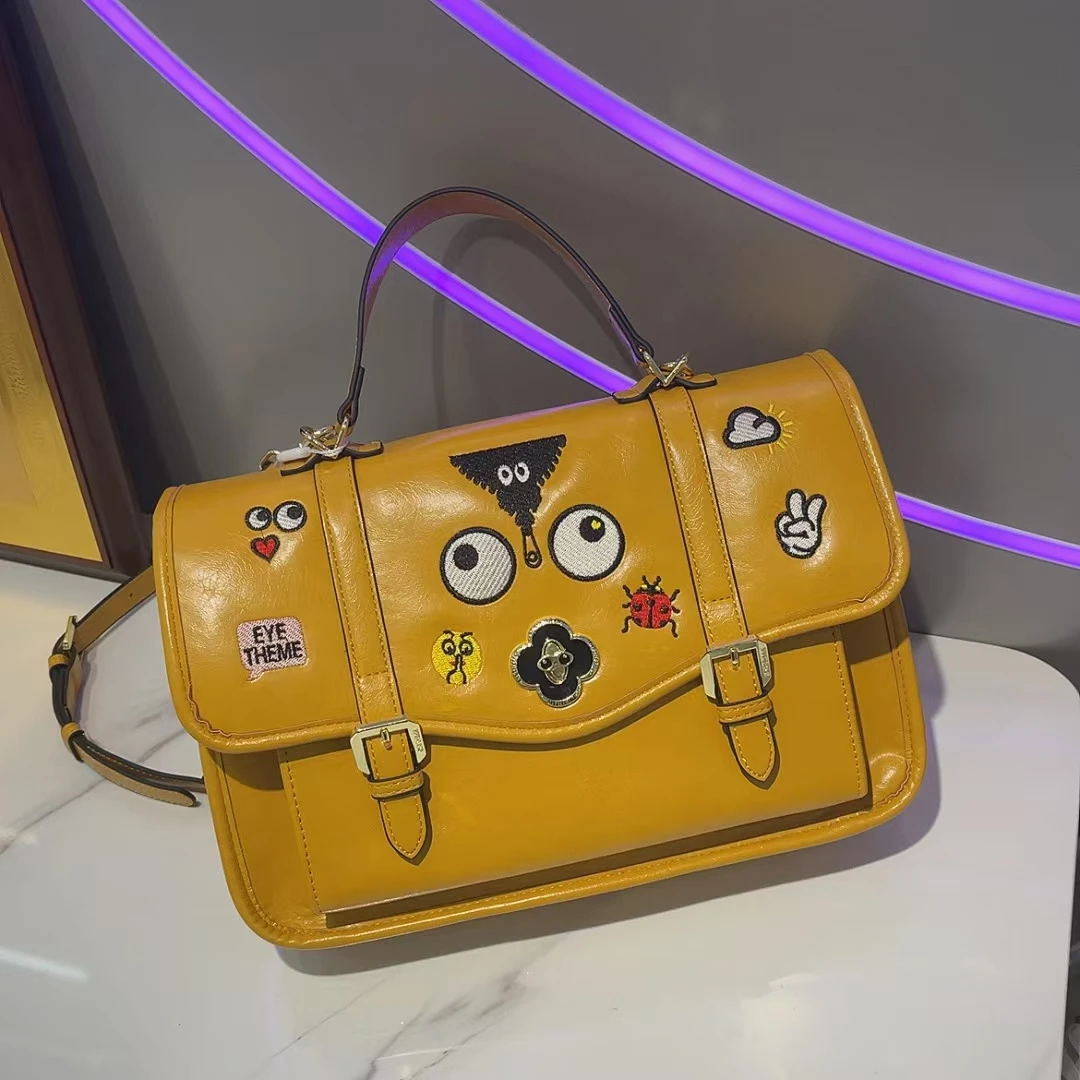 小田姐姐【EYE THEME】大眼睛系列秋冬新款手提双肩包2715黄