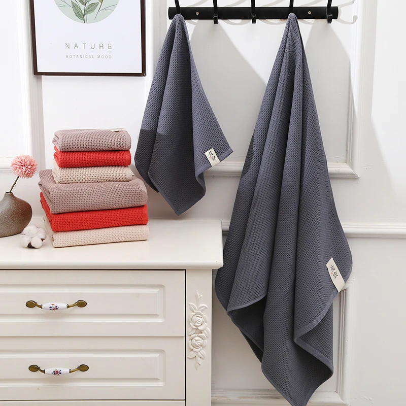 斜月三星纯棉浴巾蜂窝男女大人家用洗澡裹巾吸水不掉毛柔软情侣款