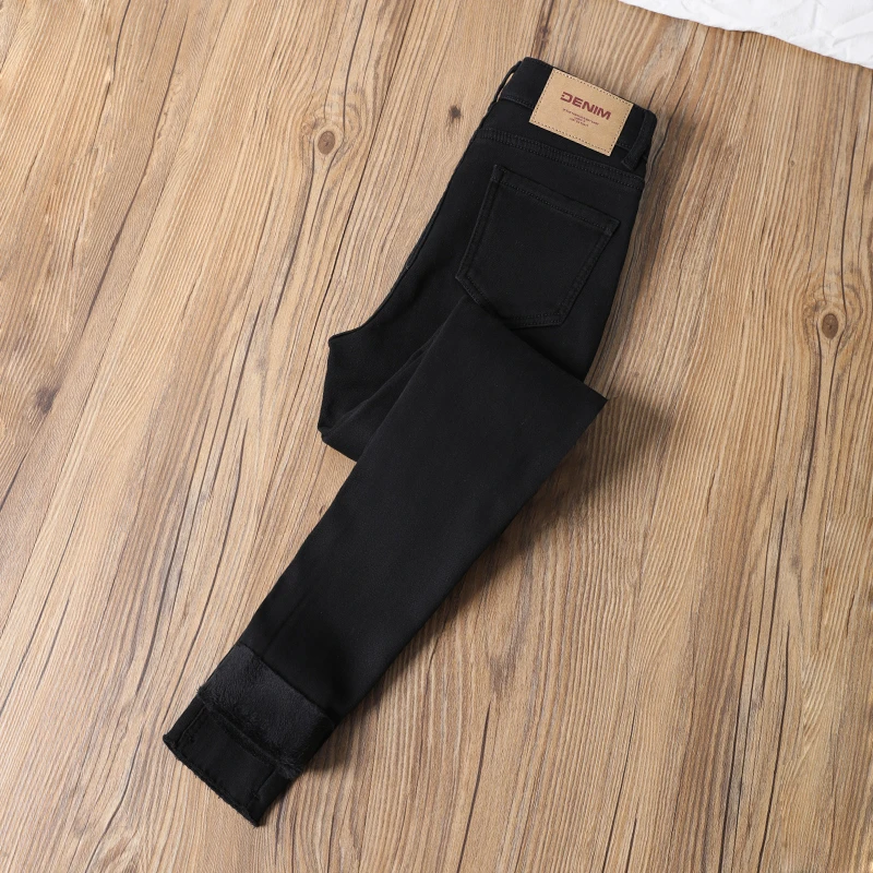 高腰紧身小脚裤女2025秋冬季加绒加厚黑色显瘦弹力百搭牛仔铅笔裤