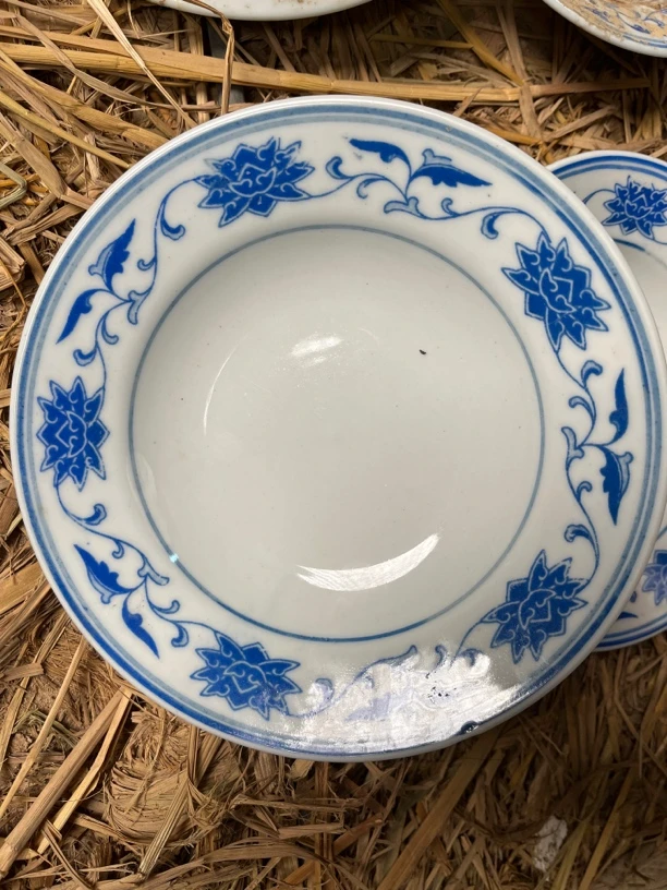 景德镇陶瓷青花缠枝莲深盘两个