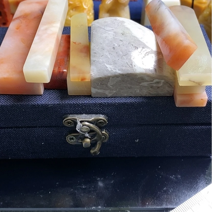 【闪购商品】老挝石
