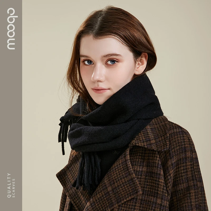 100%纯羊毛女士围巾2024秋冬新款百搭纯色针织保暖围脖时尚流苏款