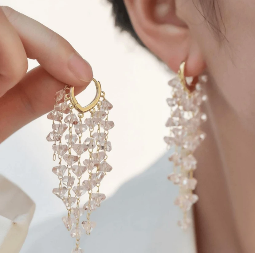 合金耳饰 长款瀑布流苏耳环气质轻奢女时尚百搭小众大气夸张耳饰