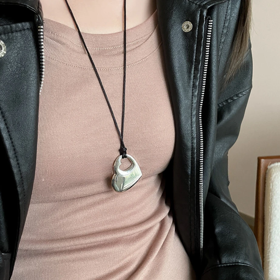 非金属布艺项链 气质时尚百搭简约 小众个性轻奢 设计感心形项链