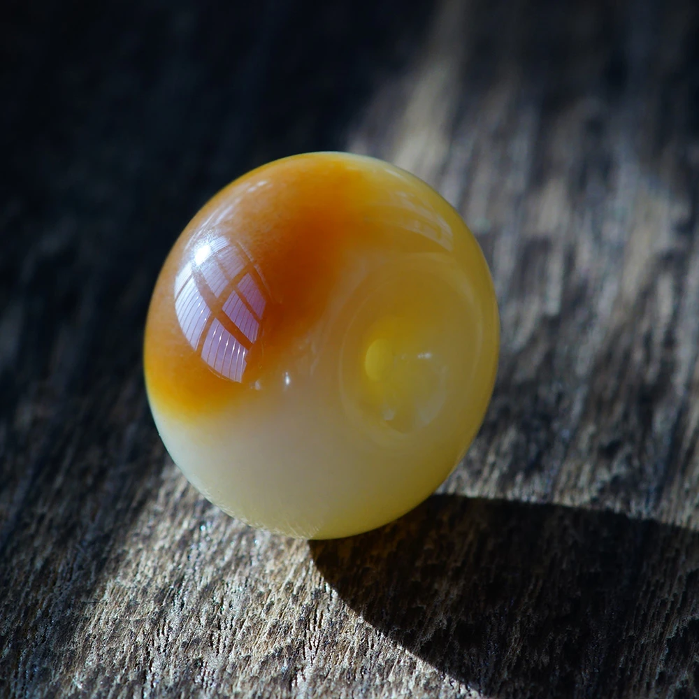 新疆和田玉且末糖玉黄红双色平安扣吊坠面包圈挂件