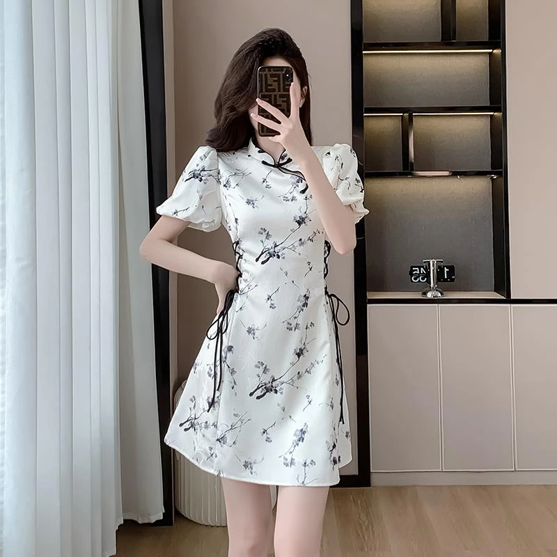 新中式复古水墨画改良旗袍连衣裙女夏季设计感泡泡袖修身显瘦短裙