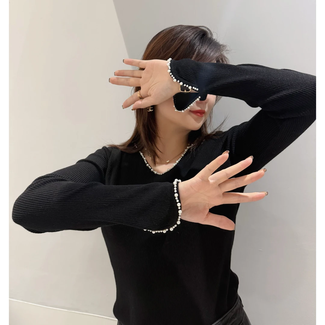 3公主 精致珍珠黑色内搭 V领打底上衣复古显瘦毛衣针织衫女款气质