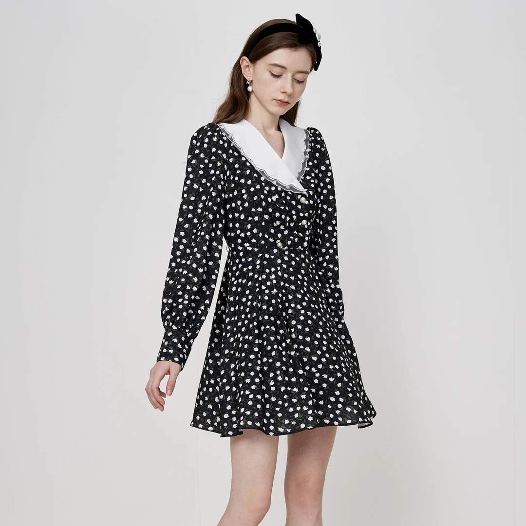 CAROLINE卡洛琳春季新款碎花娃娃领收腰短款连衣裙ECRCAA39