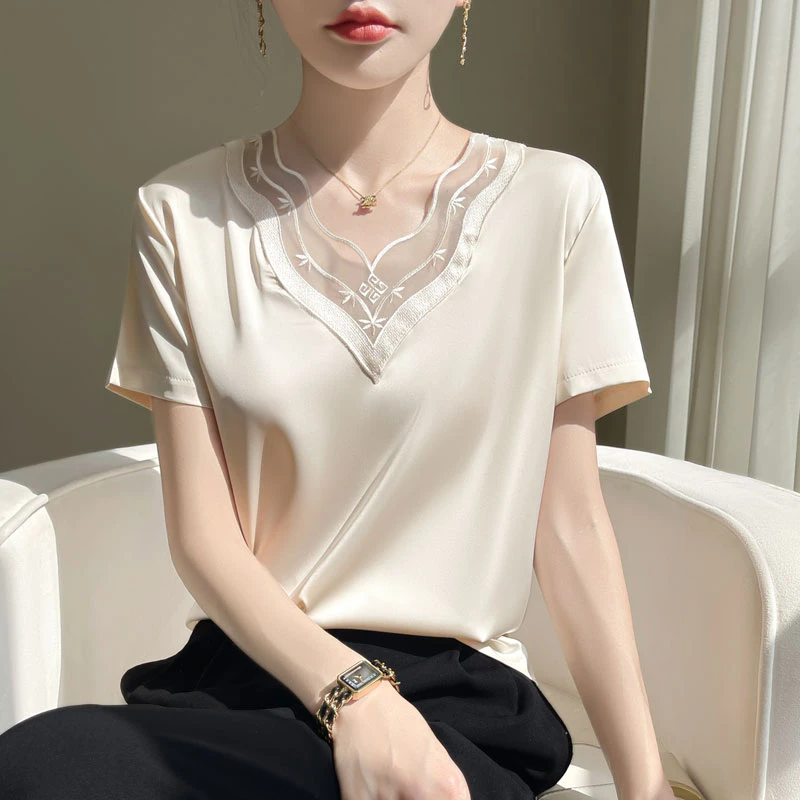 夏季新款气质女士V领蕾丝花边领丝质缎面内搭时尚T恤百搭短袖上衣