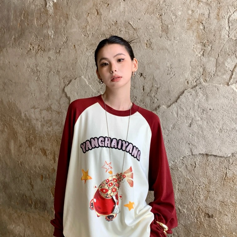 设计师品牌YANGHAIYANG 24AW新款幸运锦鲤-烫钻插肩袖