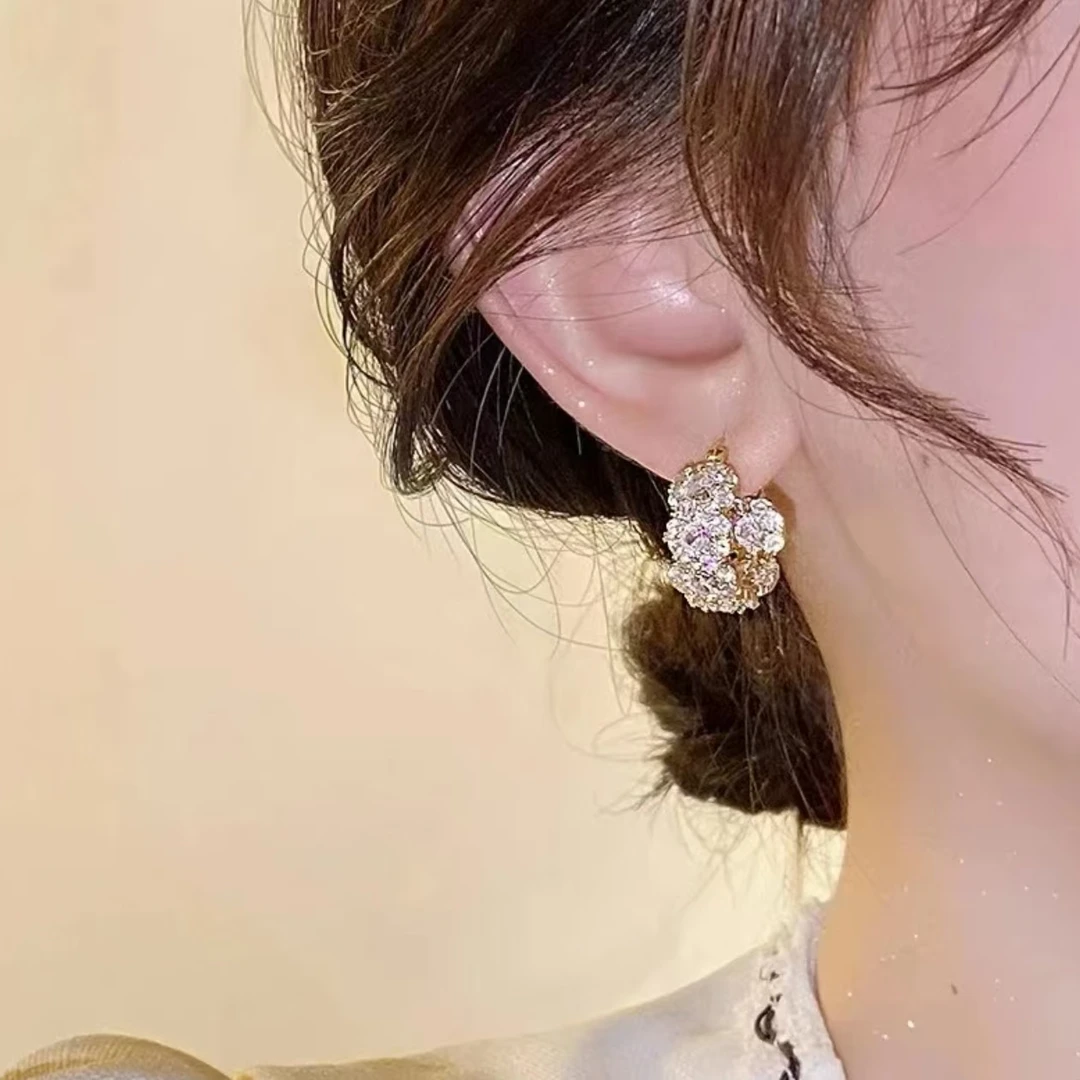 铜合金锆石耳饰 法式复古几何圆形轻奢百搭女耳环P219