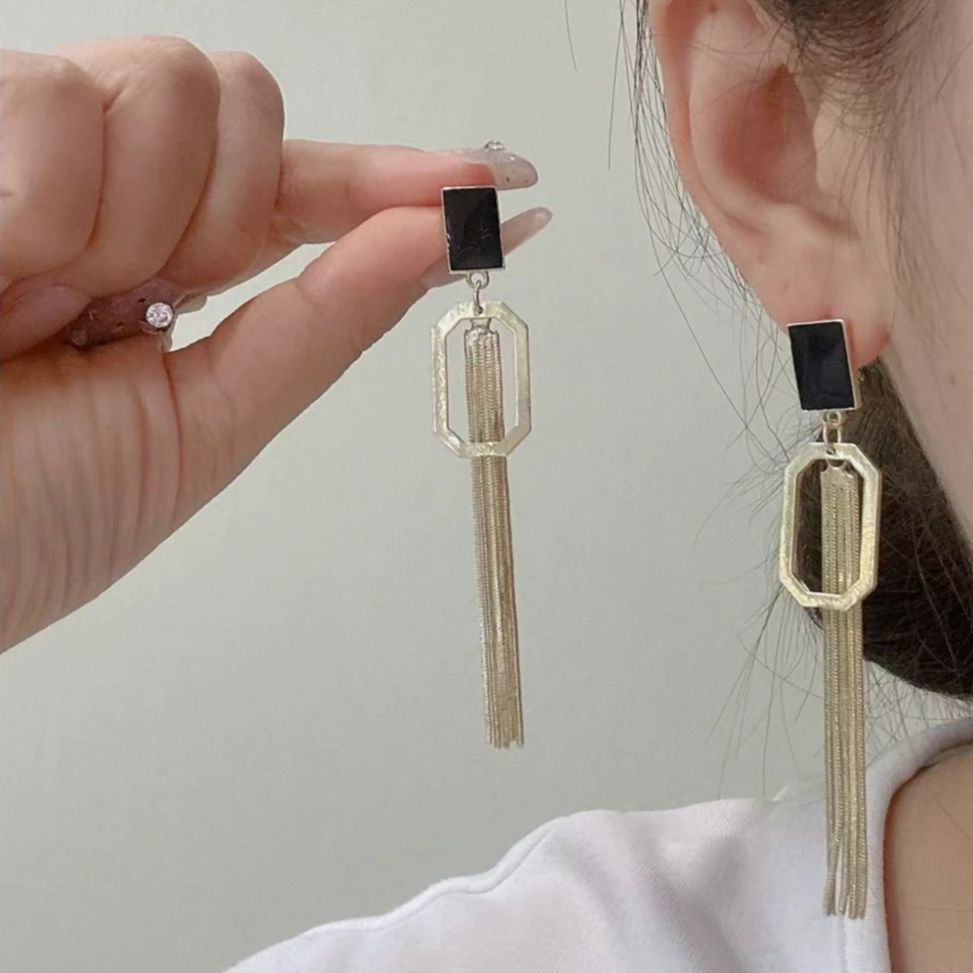 铜合金耳饰 潮时尚复古黑方块长款流苏耳环网红超仙耳P220